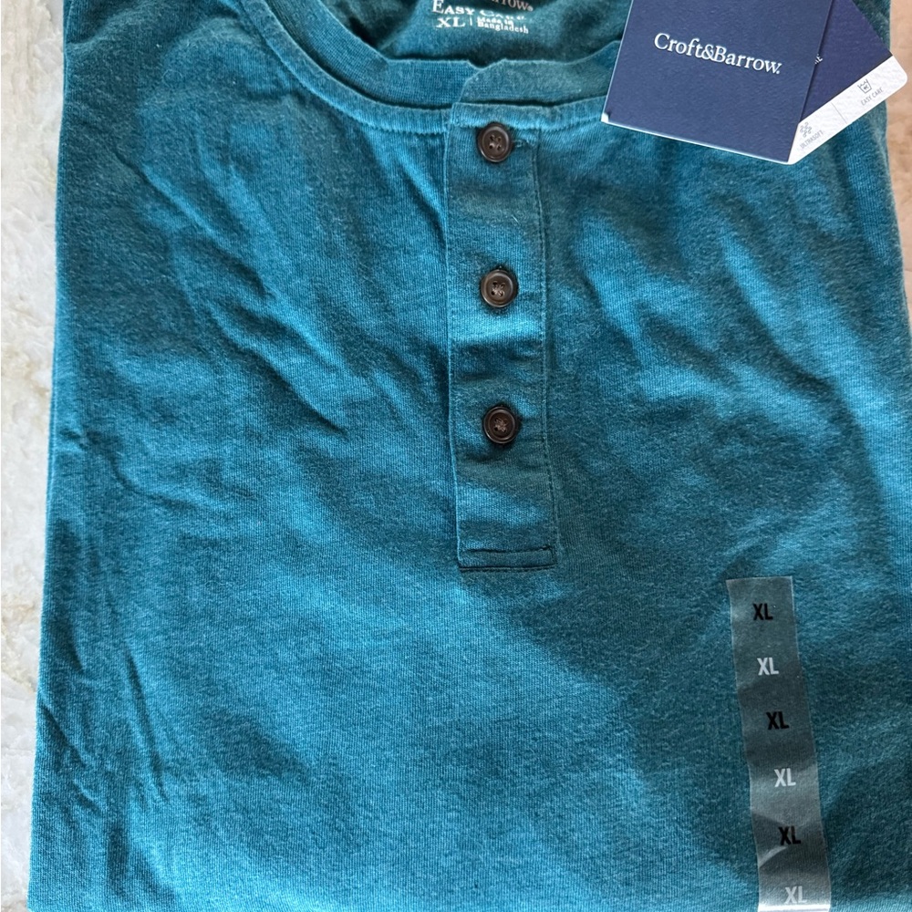 Croft & Barrow Men's Blue Henley Long Sleeve Shirt